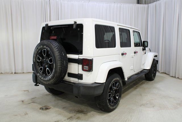 Used 2018 Jeep Wrangler Unlimited Sahara w/ Dual Top Group image 23