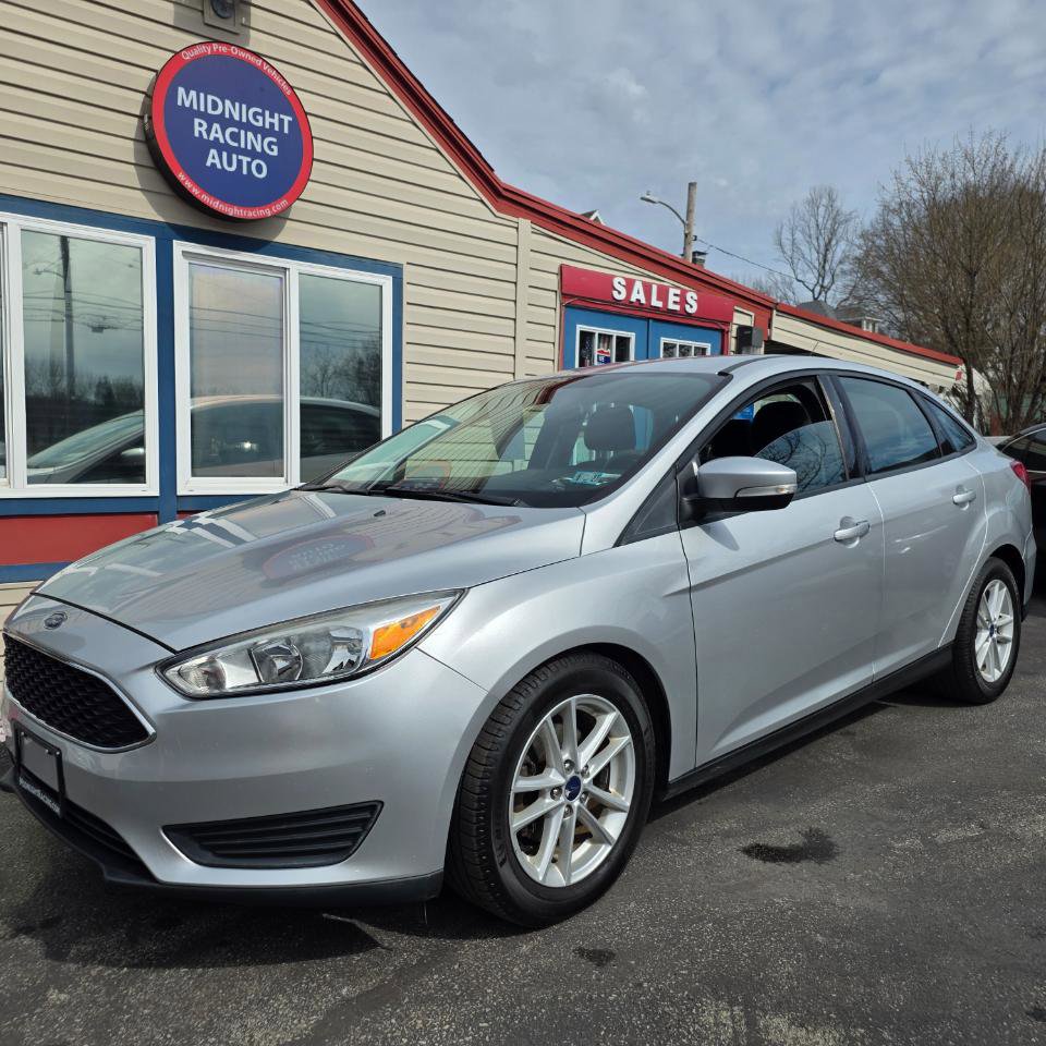 Used 2015 Ford Focus SE FWD image 7