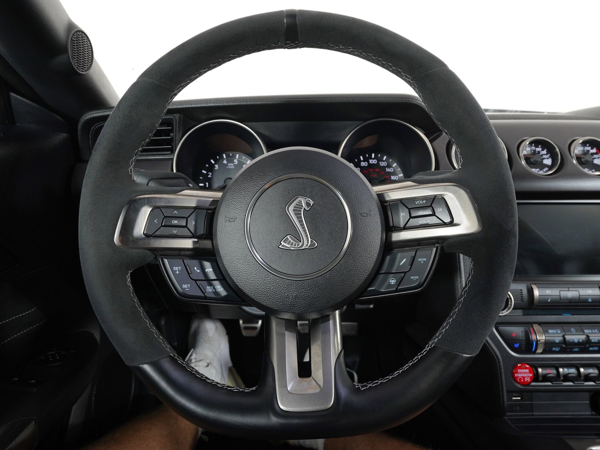 Used 2016 Ford Mustang Shelby GT350 w/ Technology Package image 15