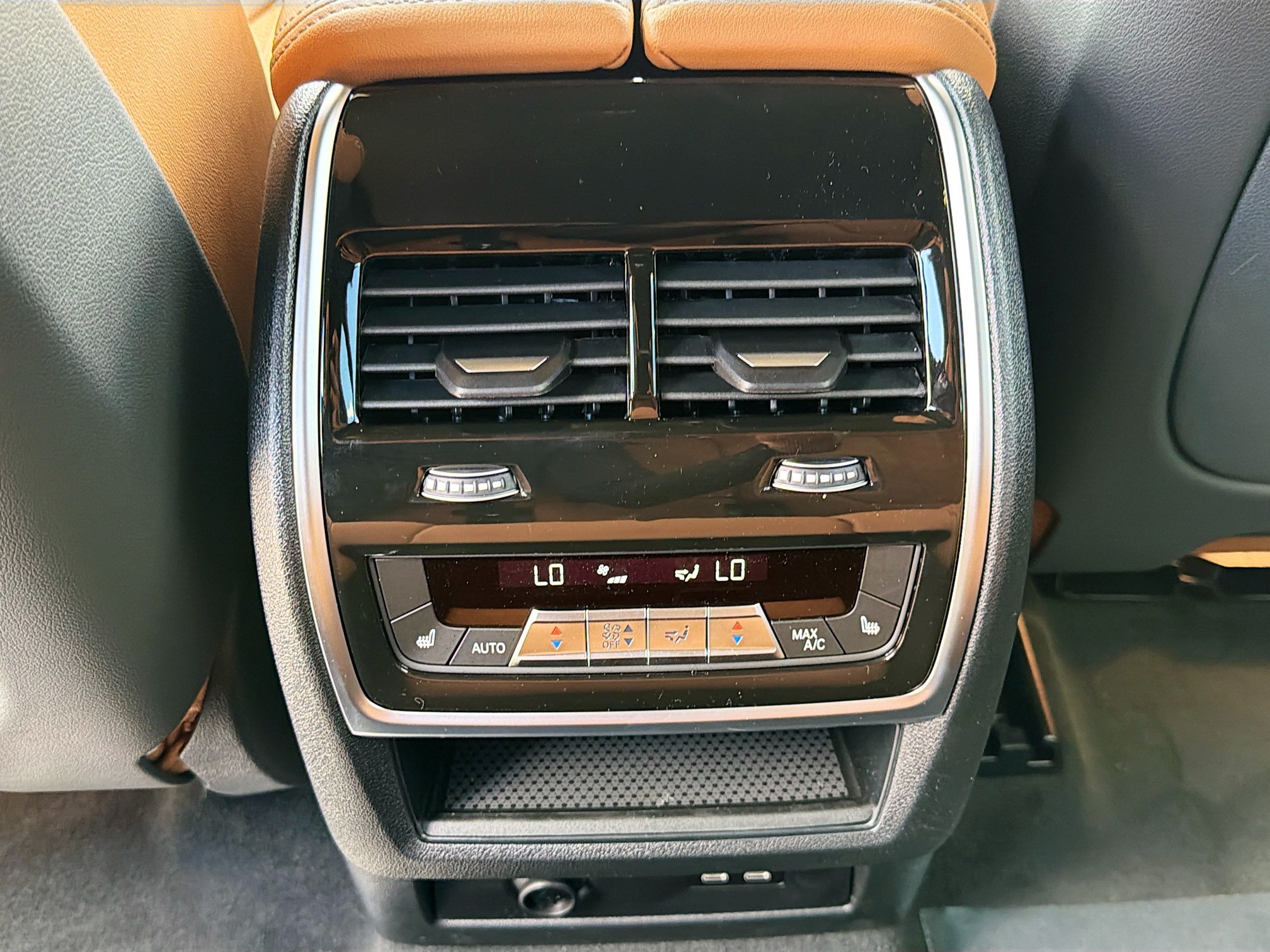 New 2027 BMW X7 xDrive40i w/ M Sport Package AWD/4WD image 19