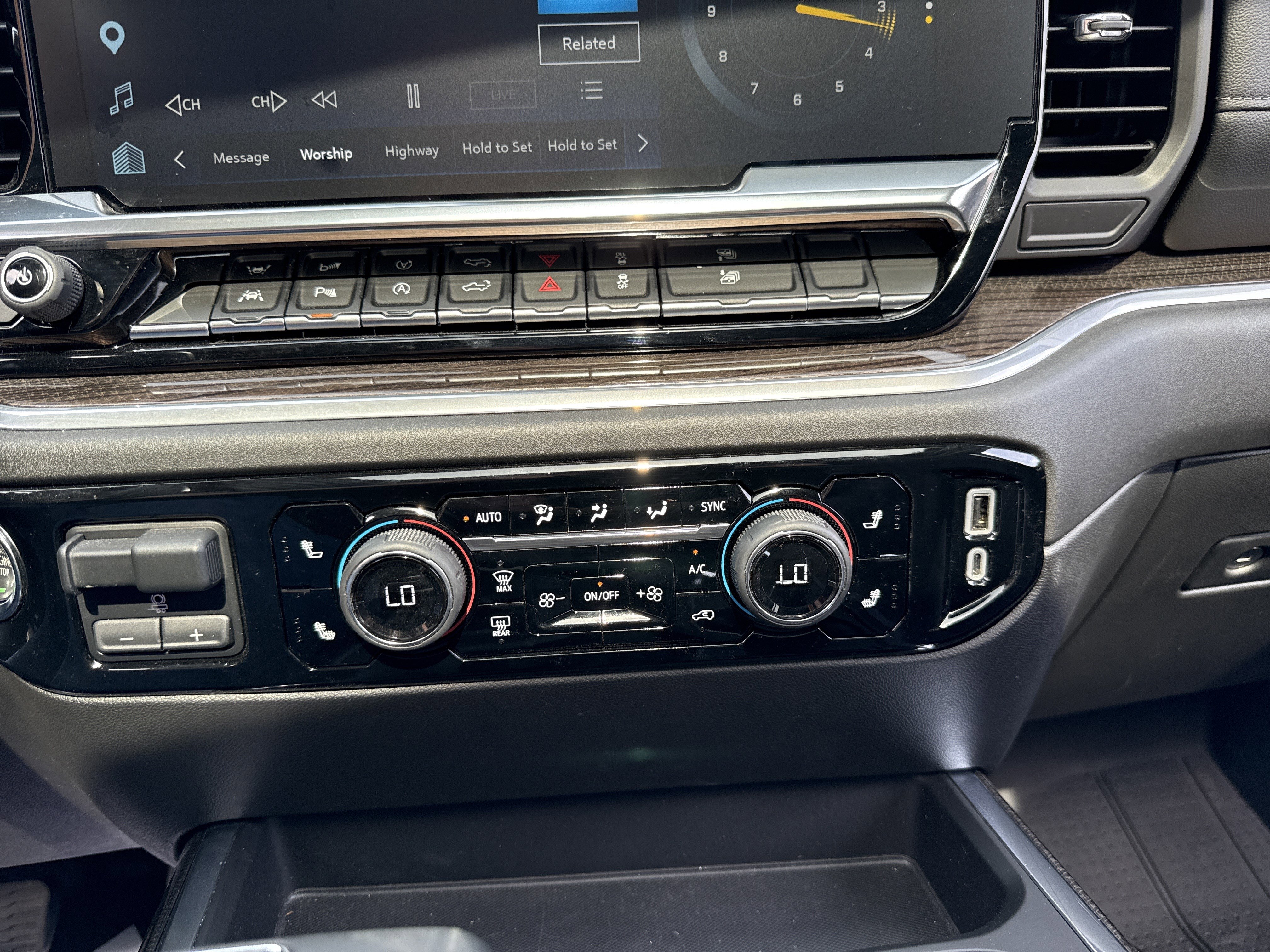 Used 2026 Chevrolet Silverado 1500 RST w/ RST All Star Premium Package image 25