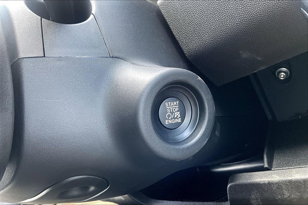 New 2024 RAM ProMaster 2500 w/ Convenience Group image 19