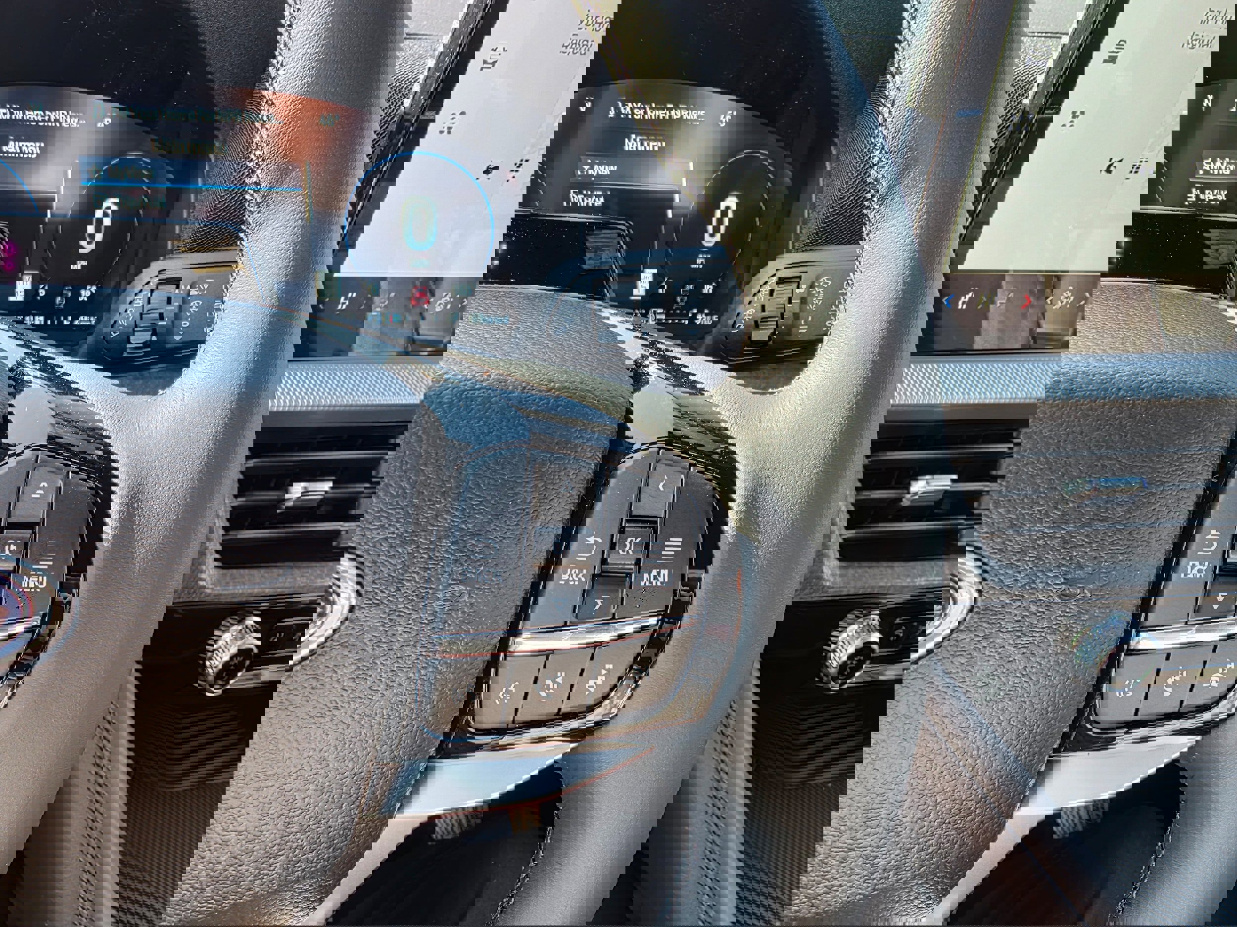 New 2026 Ford Explorer Platinum w/ LUX Leather Package image 17