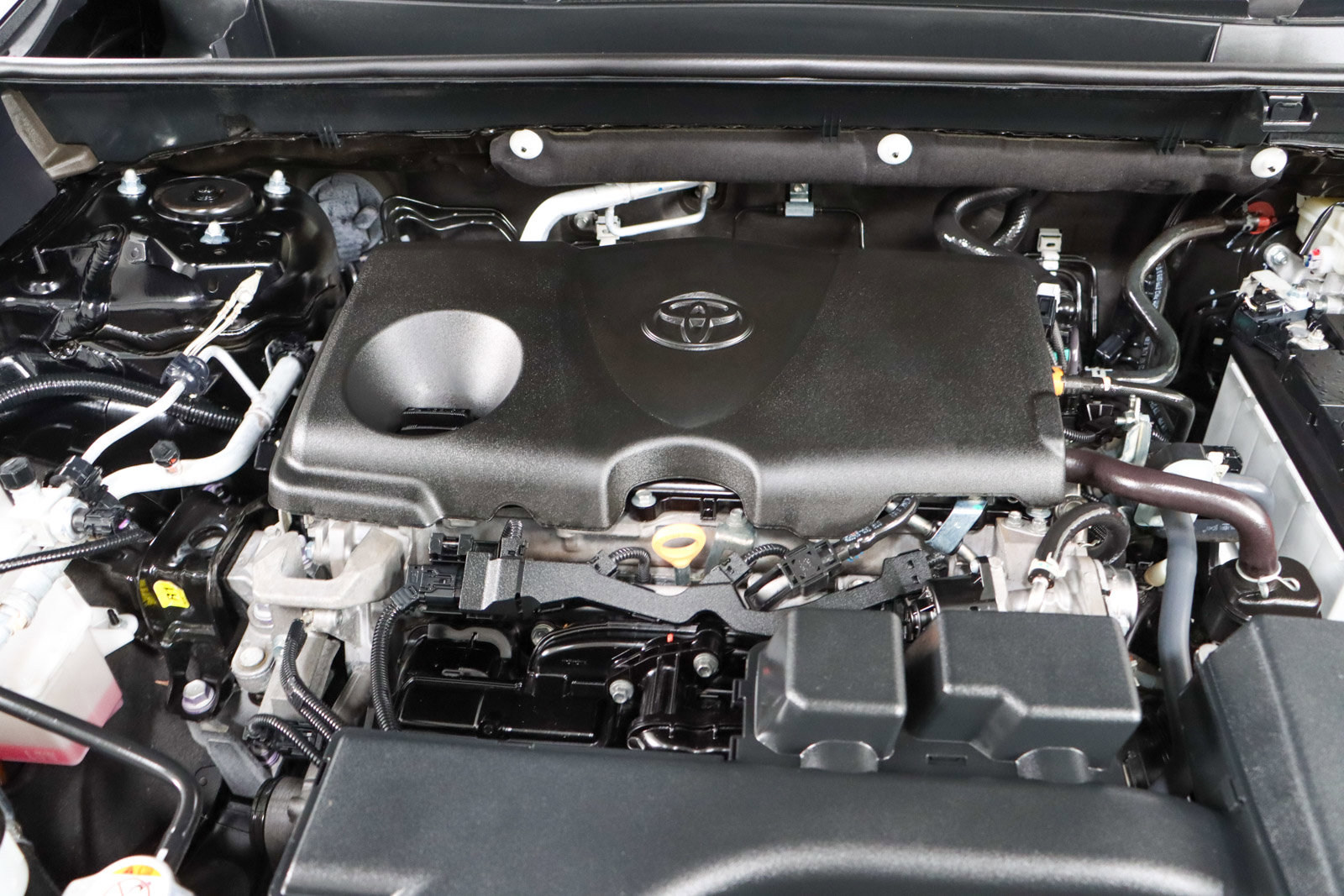 Used 2022 Toyota RAV4 XLE image 29