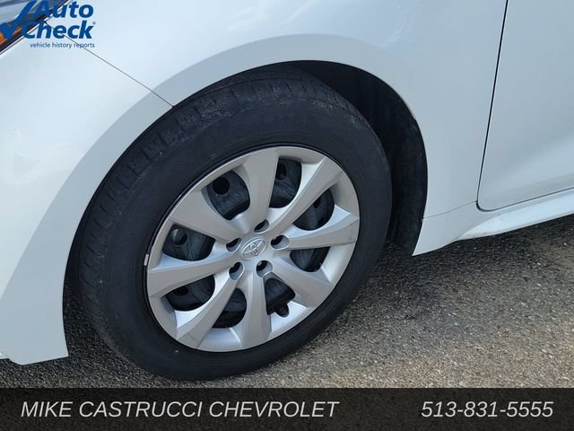 Used 2025 Toyota Corolla LE FWD image 9