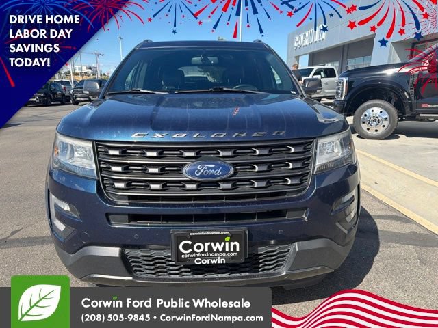 Used 2017 Ford Explorer XLT w/ Equipment Group 202A AWD/4WD video 2