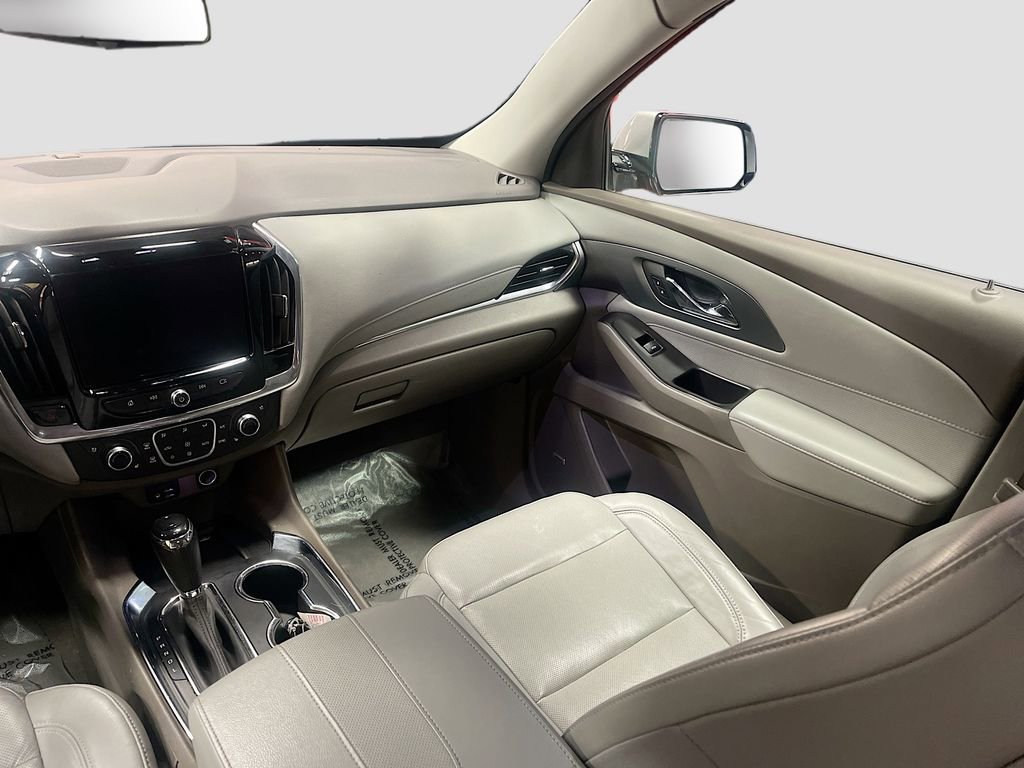 Used 2020 Chevrolet Traverse Premier image 24
