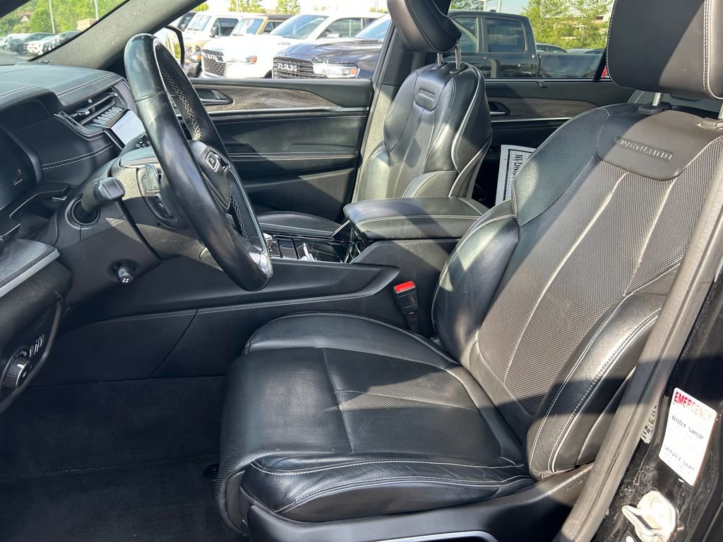 Certified 2022 Jeep Grand Cherokee L Overland w/ Luxury Tech Group IV AWD/4WD image 23