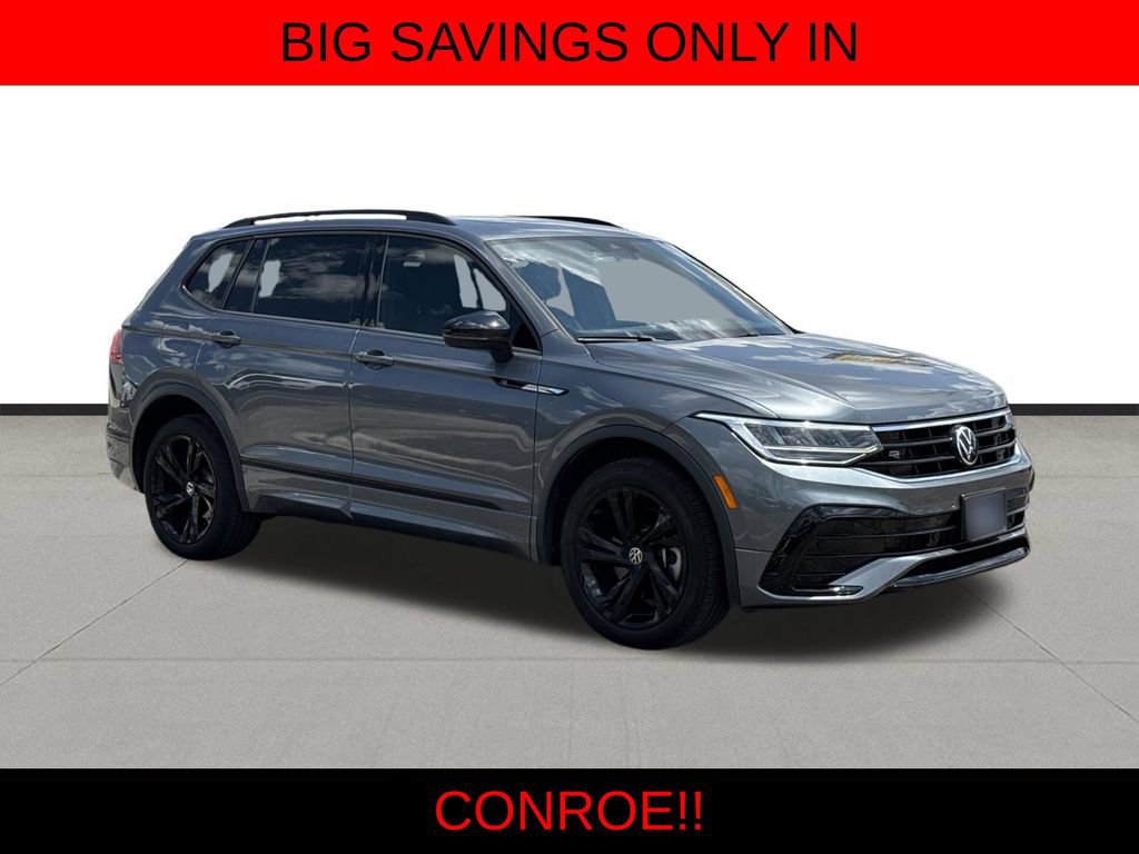 Used 2024 Volkswagen Tiguan SE R-Line FWD image 3
