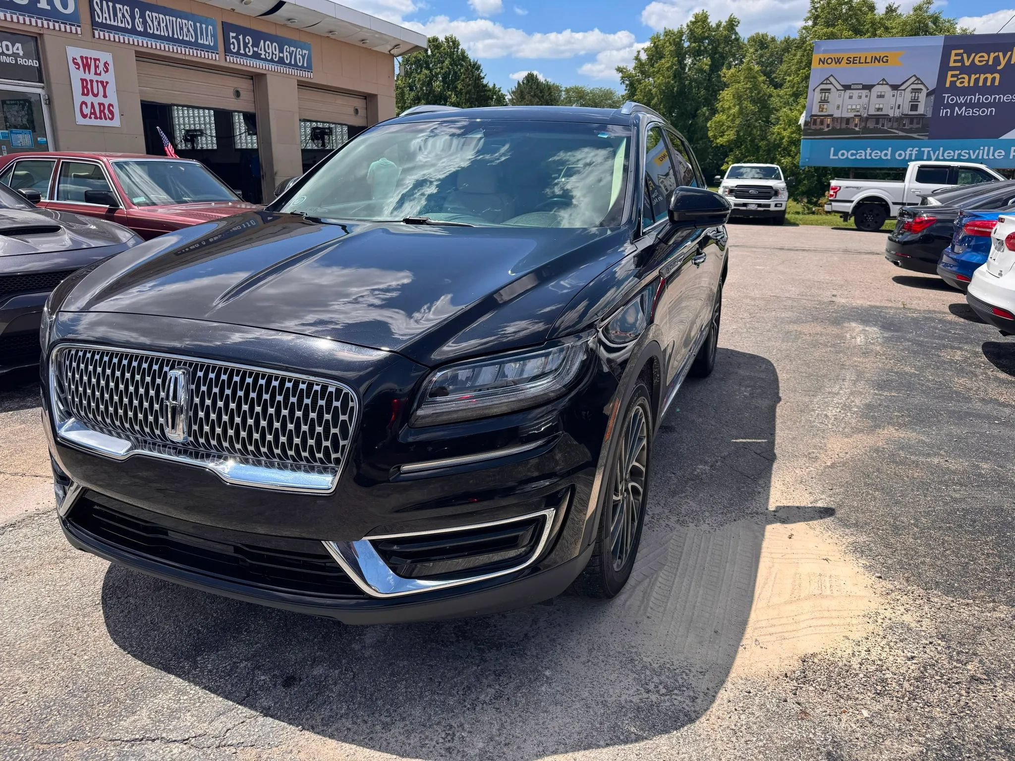 Used 2019 Lincoln Nautilus Reserve AWD/4WD image 2