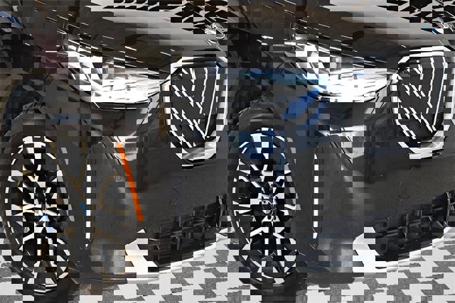 Used 2025 BMW X3 xDrive30i w/ Convenience Package image 26