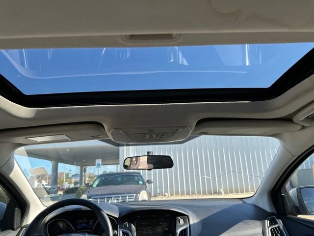 Used 2014 Ford Focus Titanium image 15