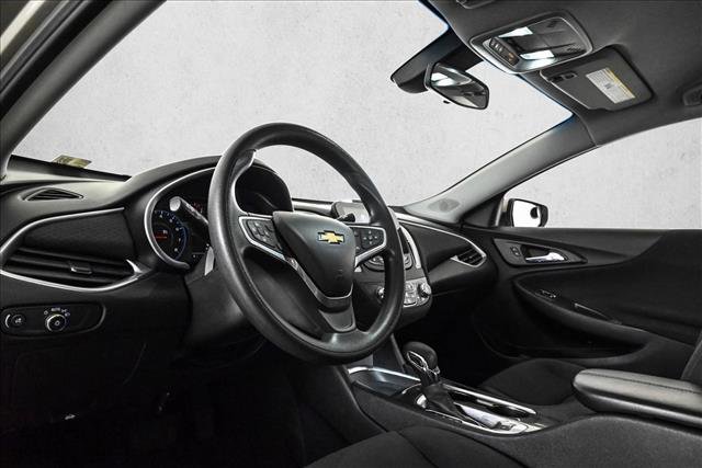 Used 2022 Chevrolet Malibu LT image 10