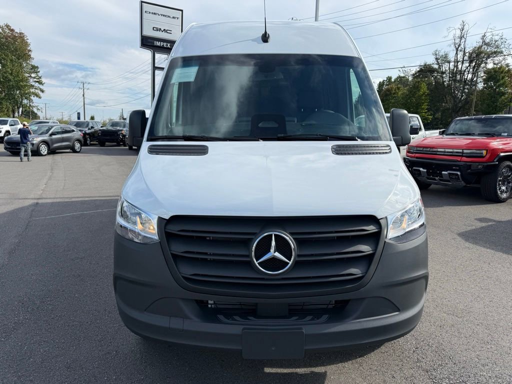 Used 2025 Mercedes-Benz Sprinter 2500 image 8