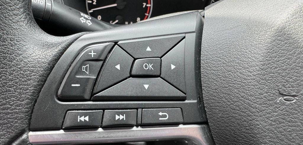 Used 2020 Nissan Altima 2.5 S FWD image 18