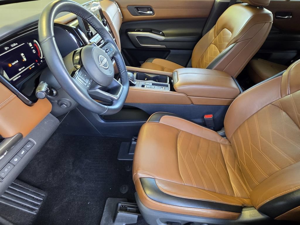 Used 2023 Nissan Pathfinder Platinum FWD image 8