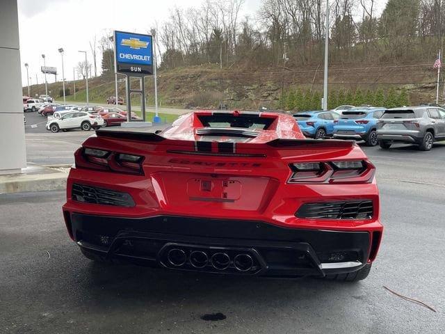 New 2026 Chevrolet Corvette Z06 w/ Stealth Interior Trim Package RWD image 4