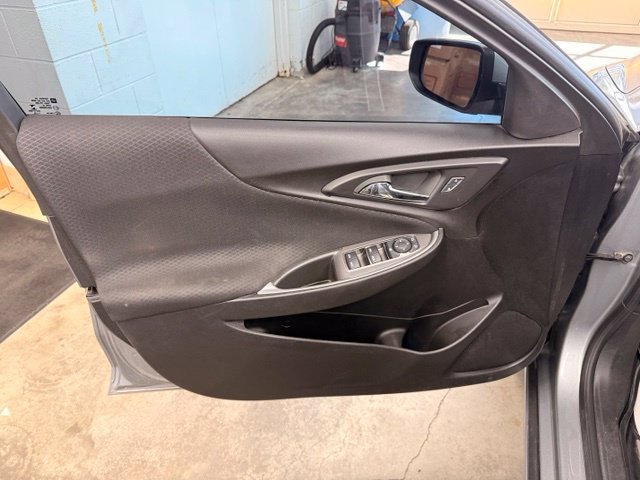Used 2024 Chevrolet Malibu RS FWD image 7