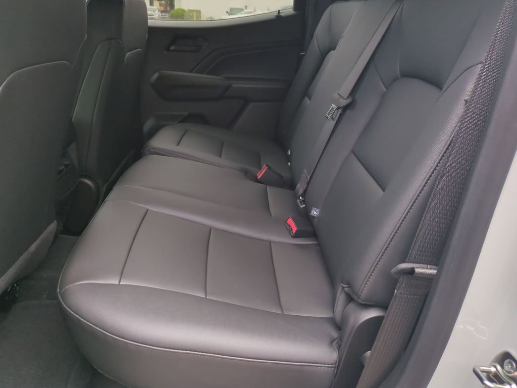 New 2025 Chevrolet Colorado Trail Boss w/ Off-Road Front Bumper Package image 24