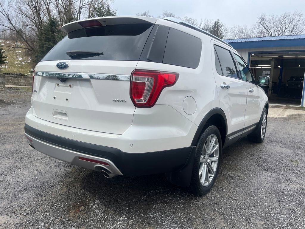 Used 2017 Ford Explorer Limited image 6