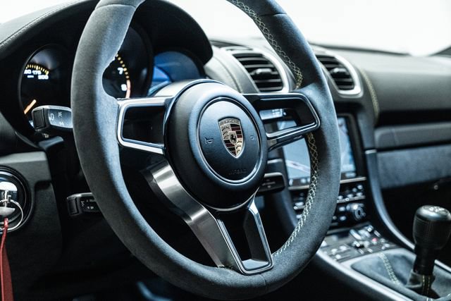 Used 2016 Porsche Cayman GT4 RWD image 25