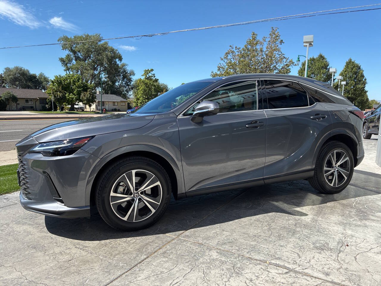 Used 2023 Lexus RX 350 Premium w/ Cold Area Package AWD/4WD image 4