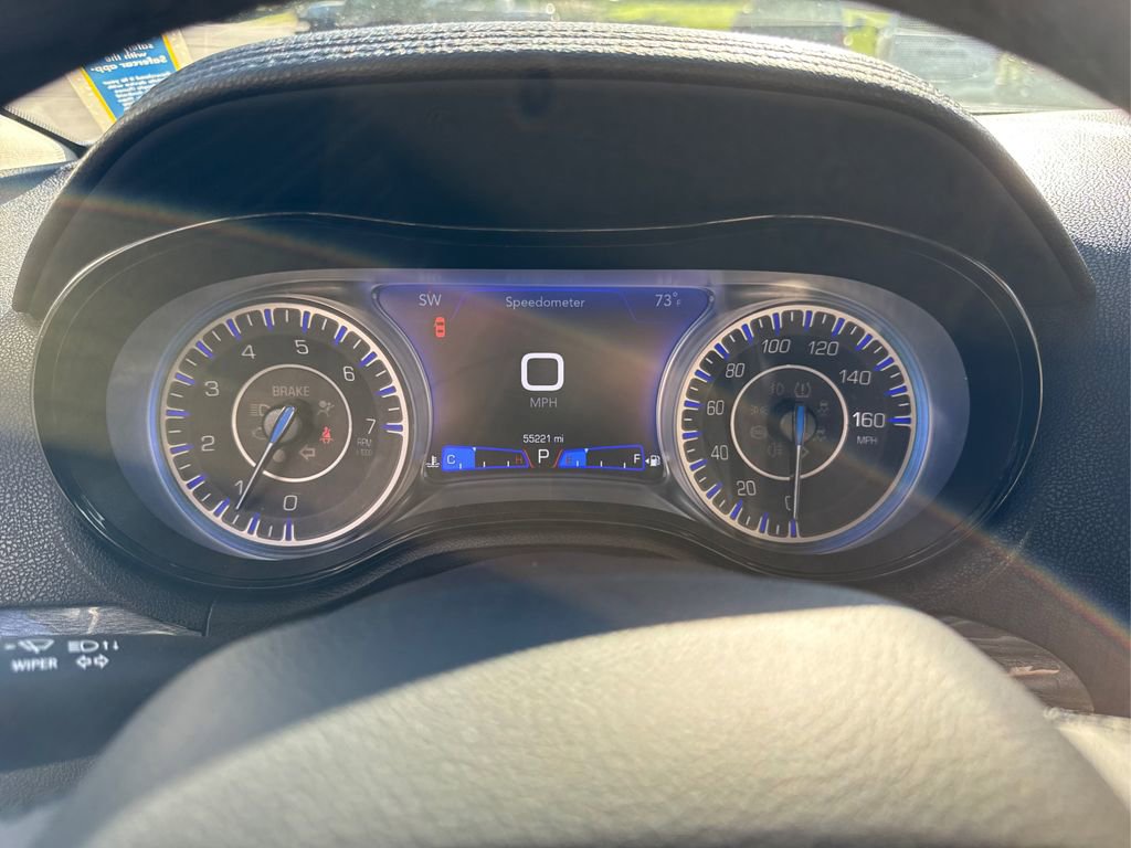Used 2022 Chrysler 300 Touring L image 22