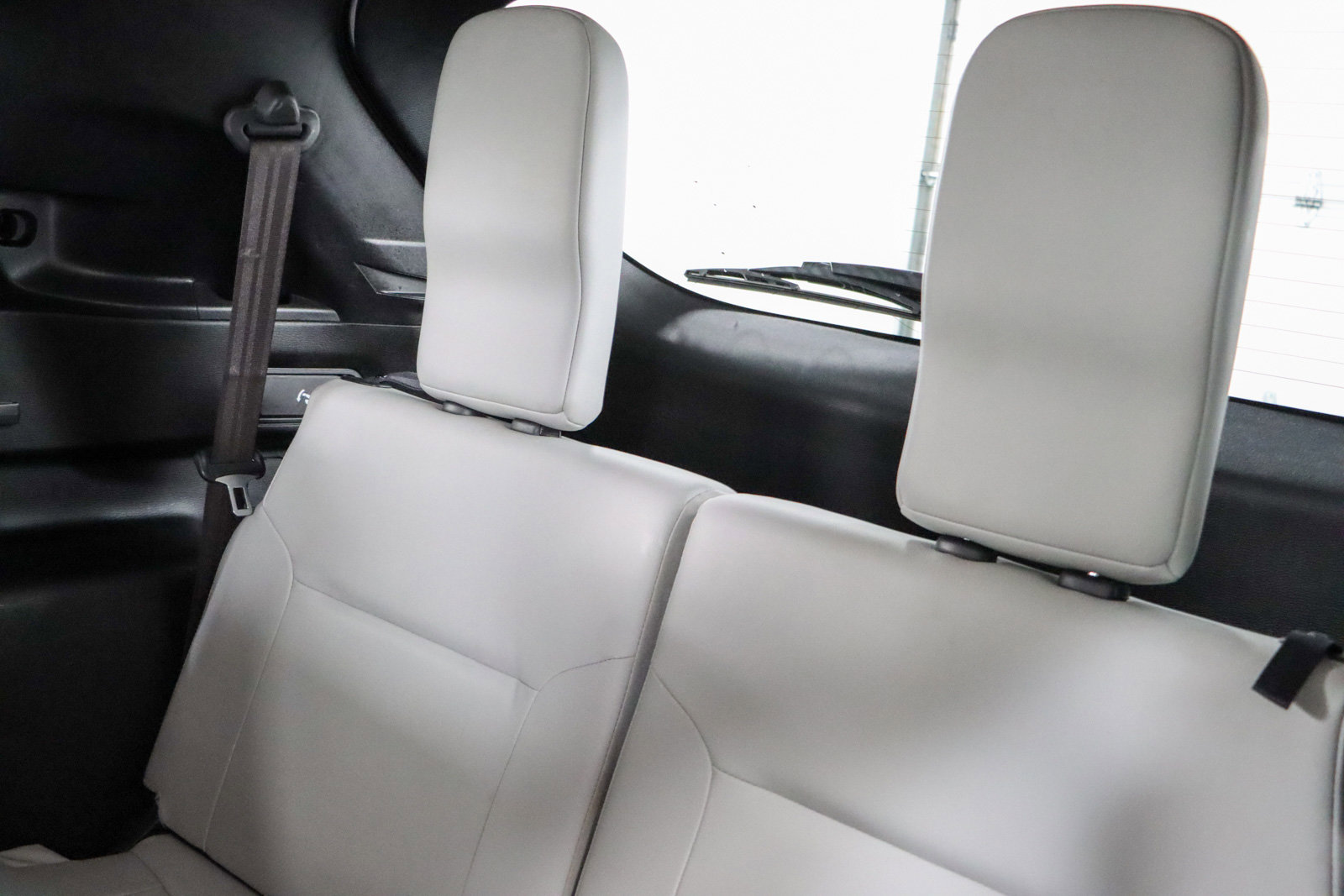 Used 2022 Mitsubishi Outlander SEL image 25