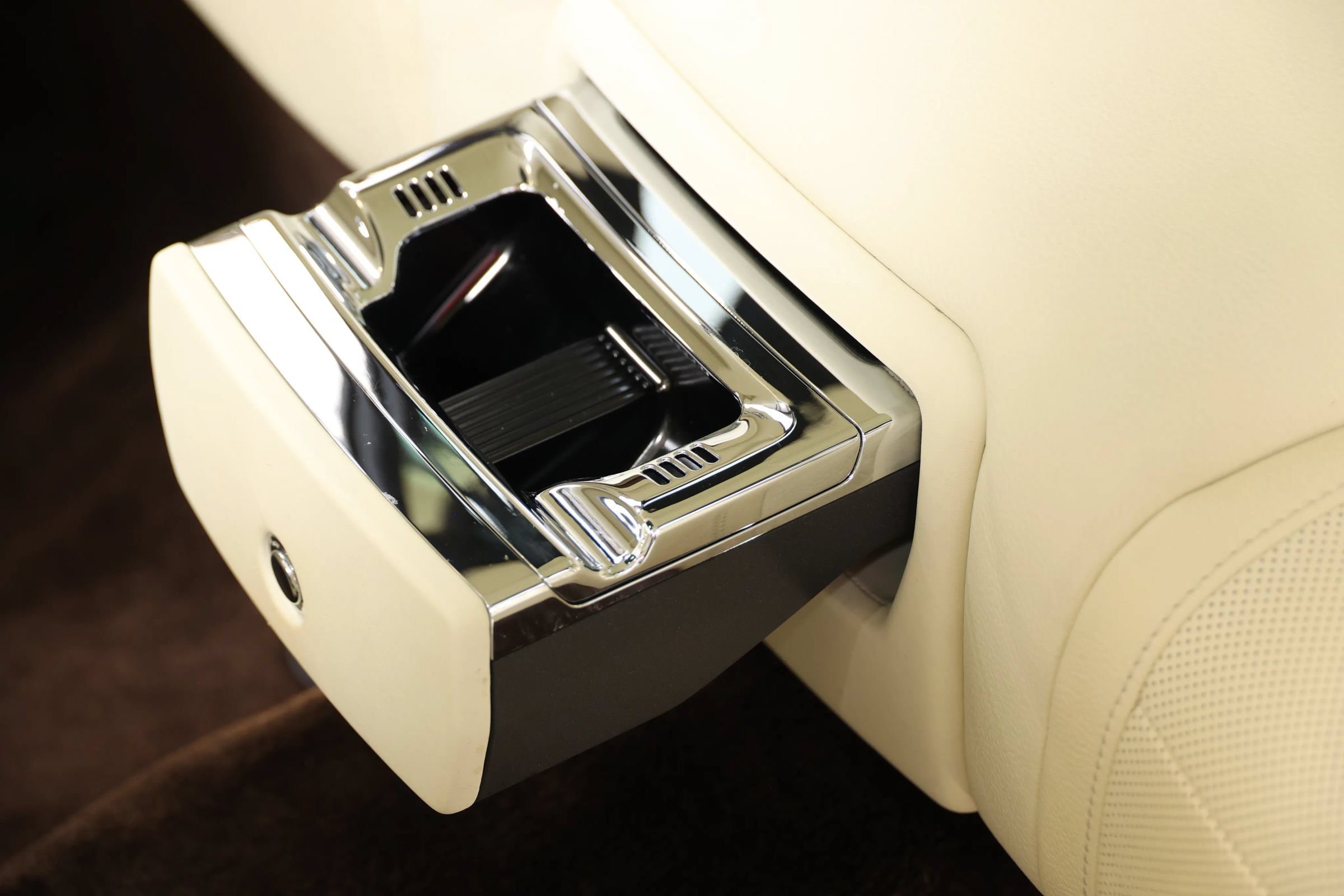 Used 2016 Rolls-Royce Ghost RWD image 63