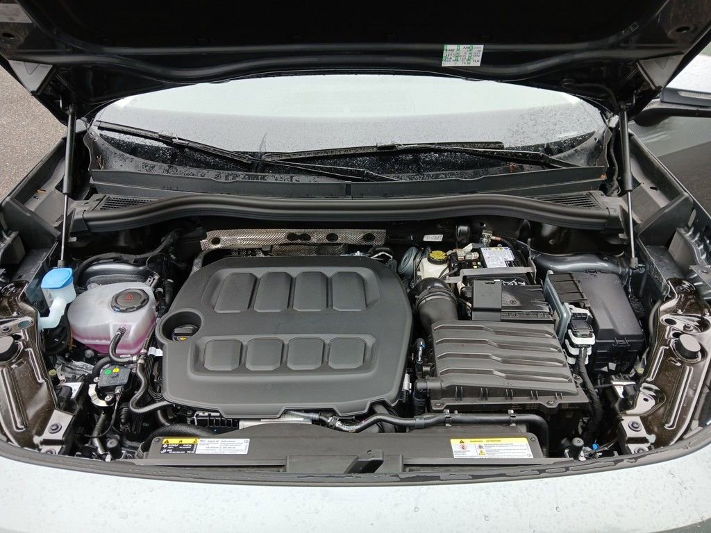 Used 2025 Volkswagen Tiguan S w/ 18" Wheel Package image 21