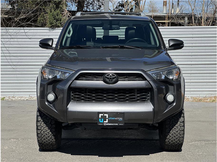 Used 2015 Toyota 4Runner SR5 Premium image 7