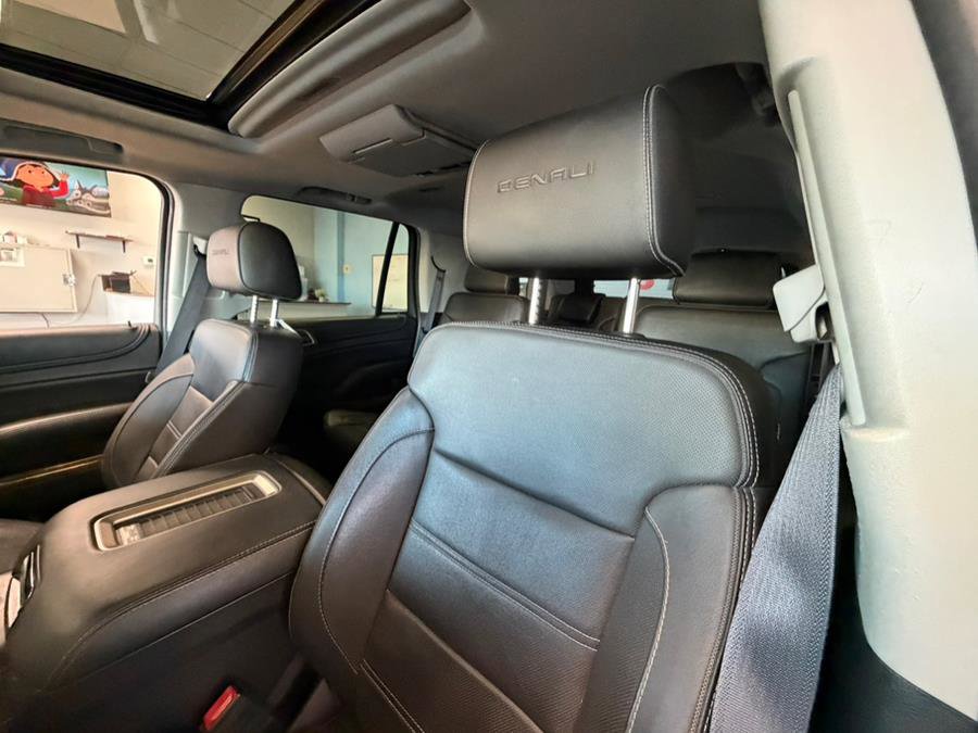 Used 2016 GMC Yukon Denali image 21