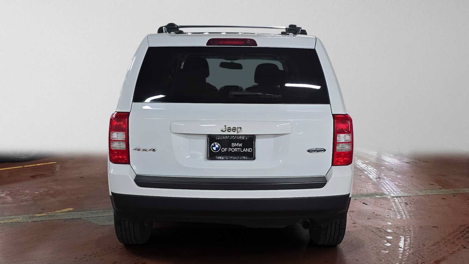 Used 2015 Jeep Patriot High Altitude AWD/4WD image 5