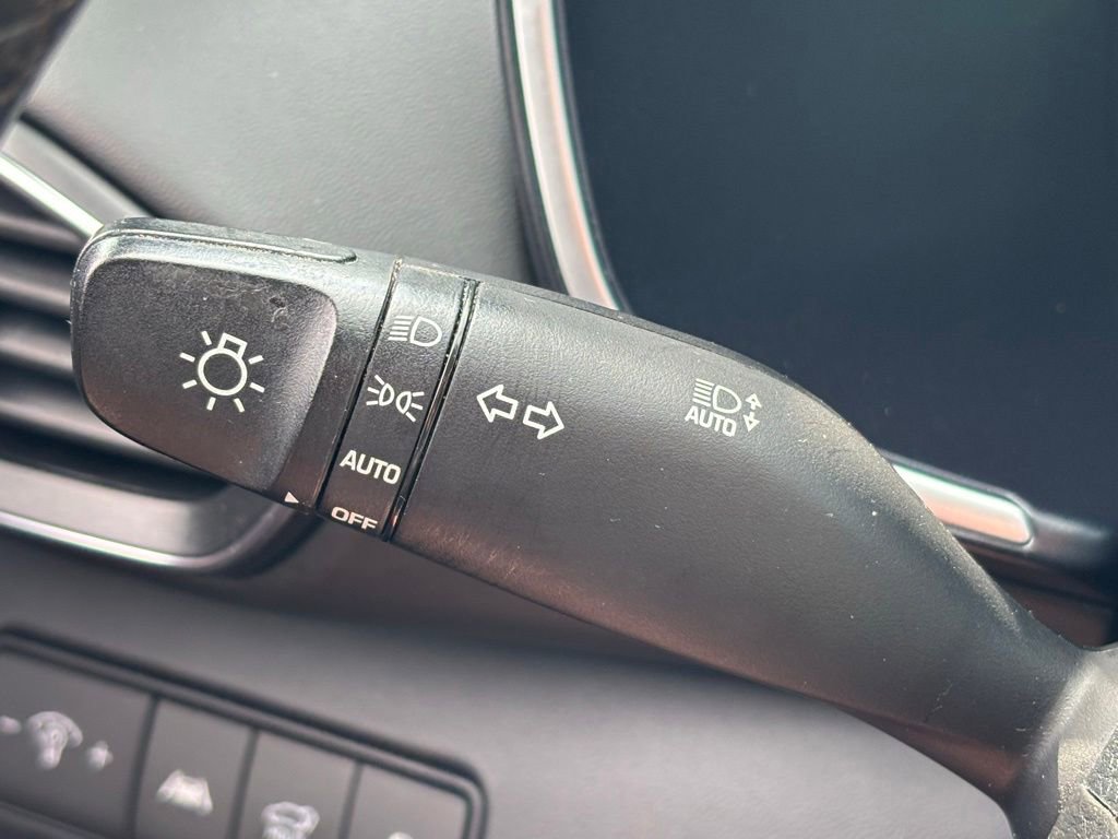 Used 2023 Hyundai Santa Fe Limited AWD/4WD image 32