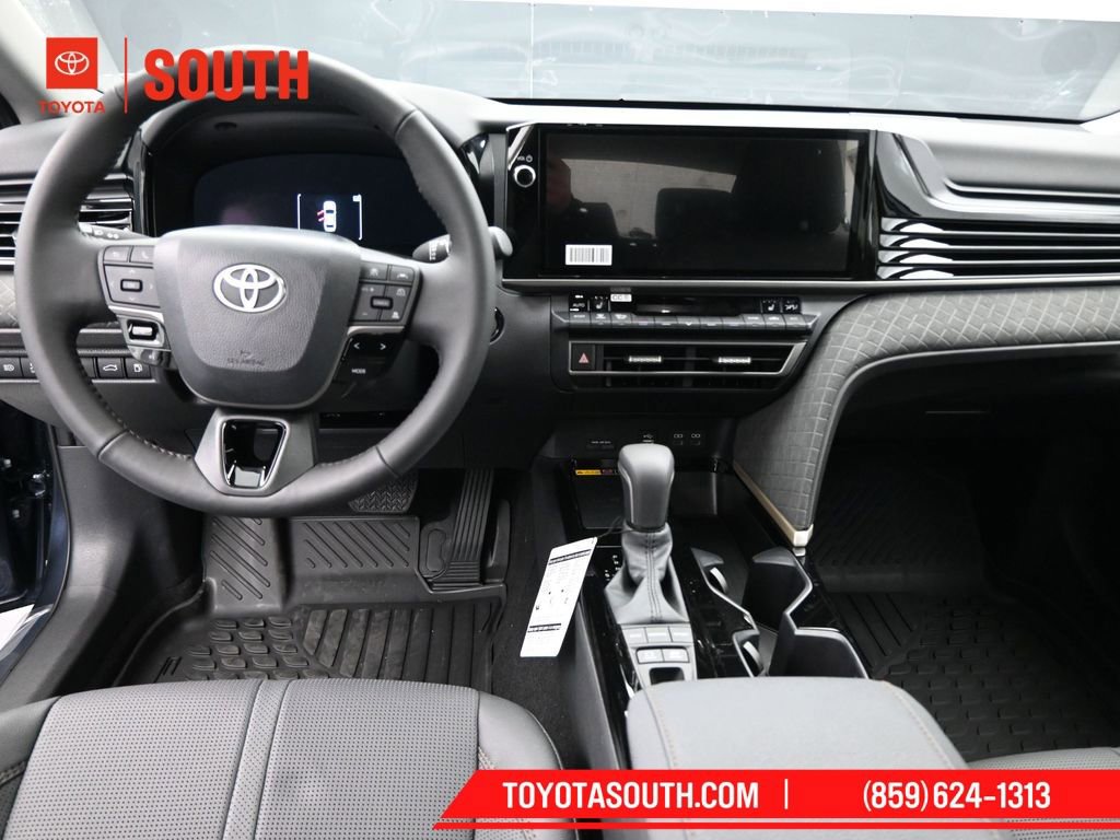 Used 2026 Toyota Camry XLE image 10