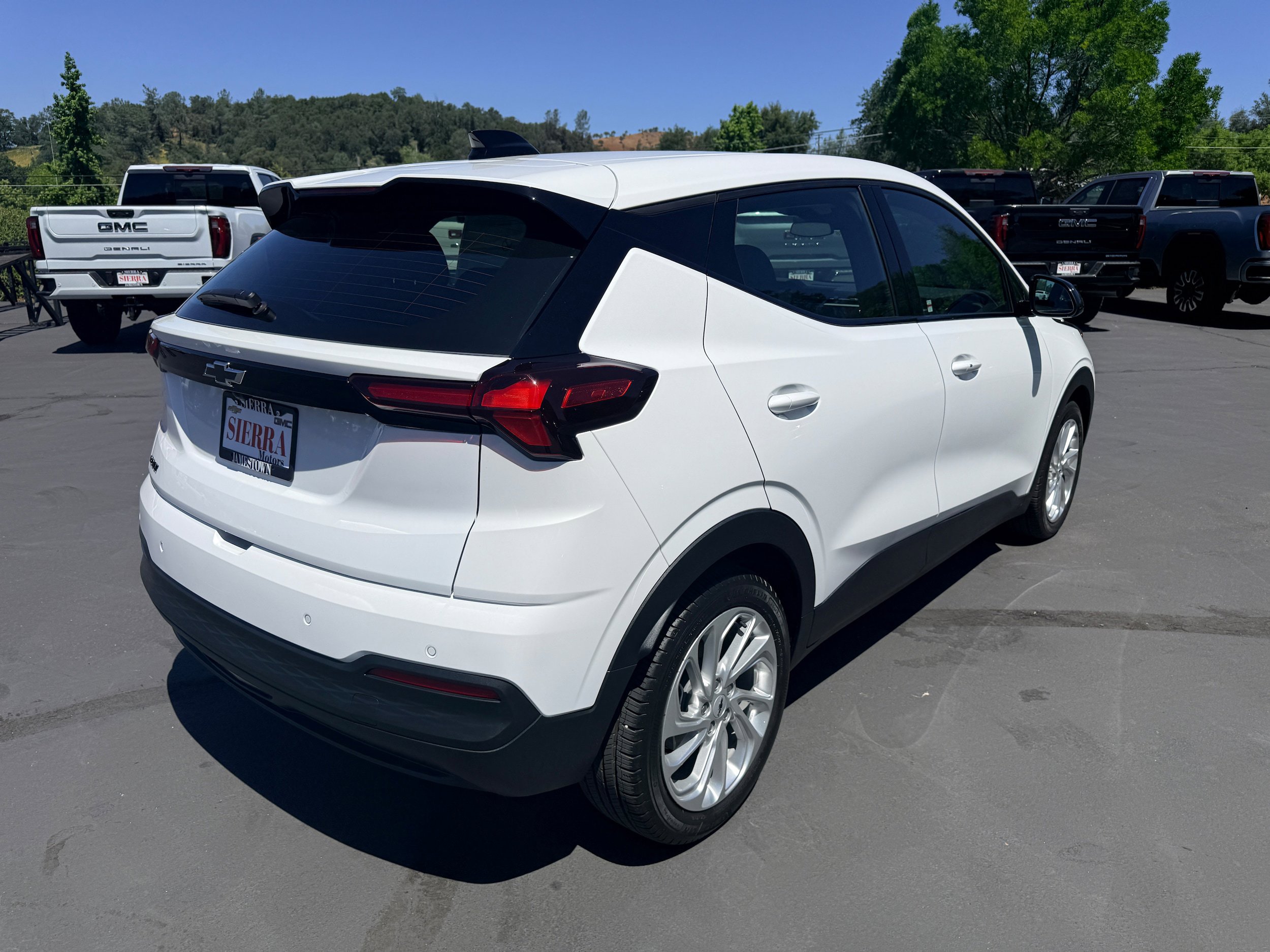 New 2027 Chevrolet Bolt LT w/ Comfort Package FWD image 21