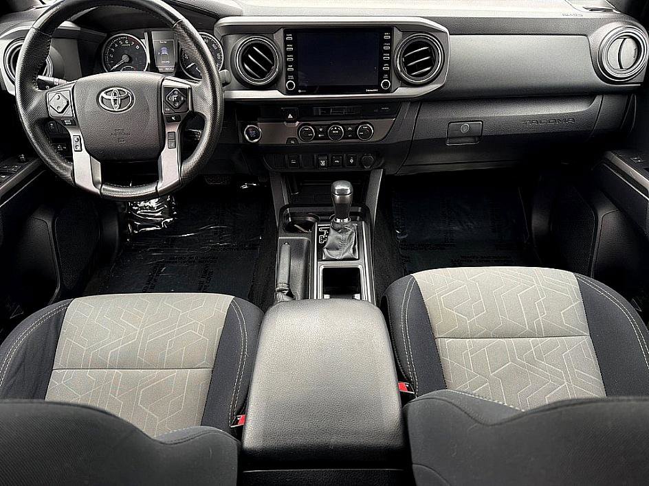 Used 2021 Toyota Tacoma TRD Sport image 9