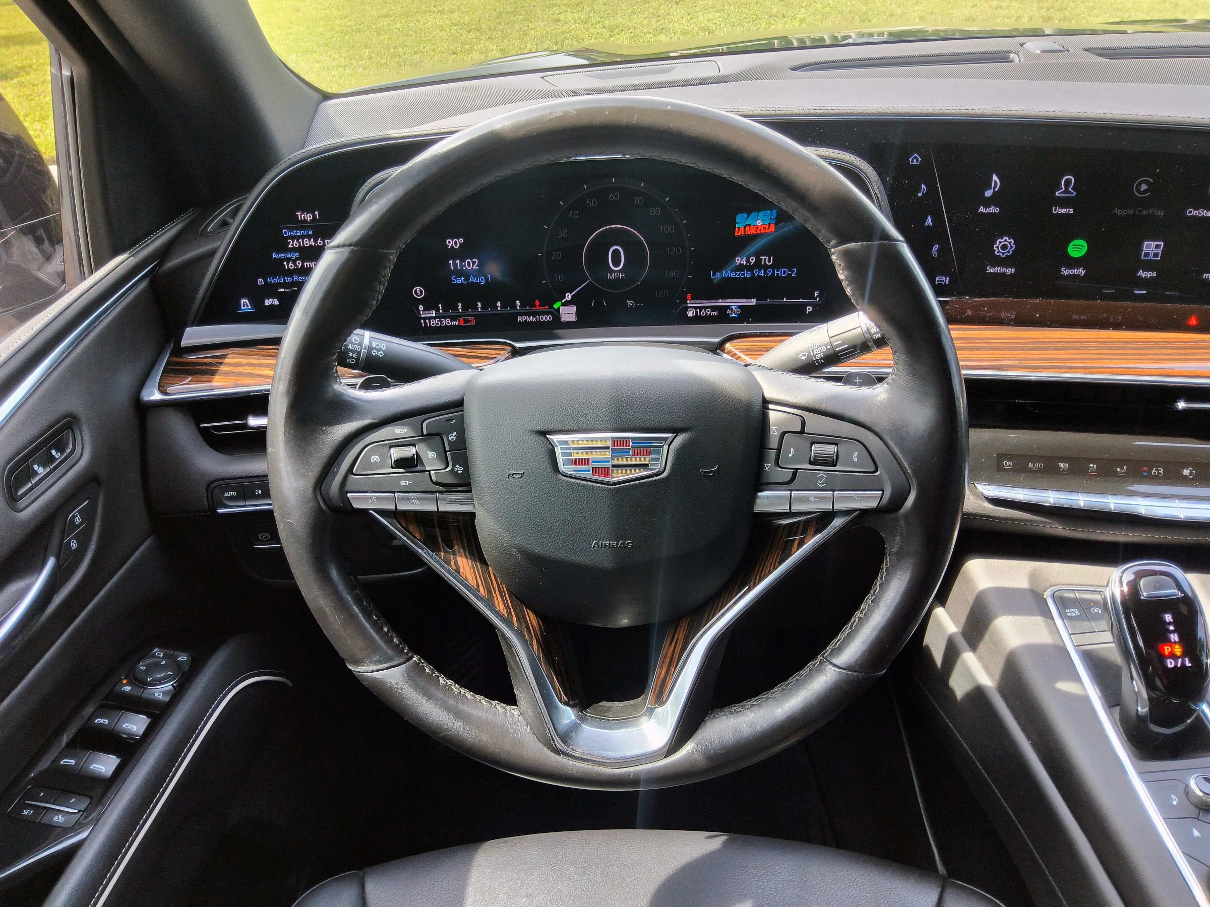 Used 2023 Cadillac Escalade ESV Luxury AWD/4WD image 8