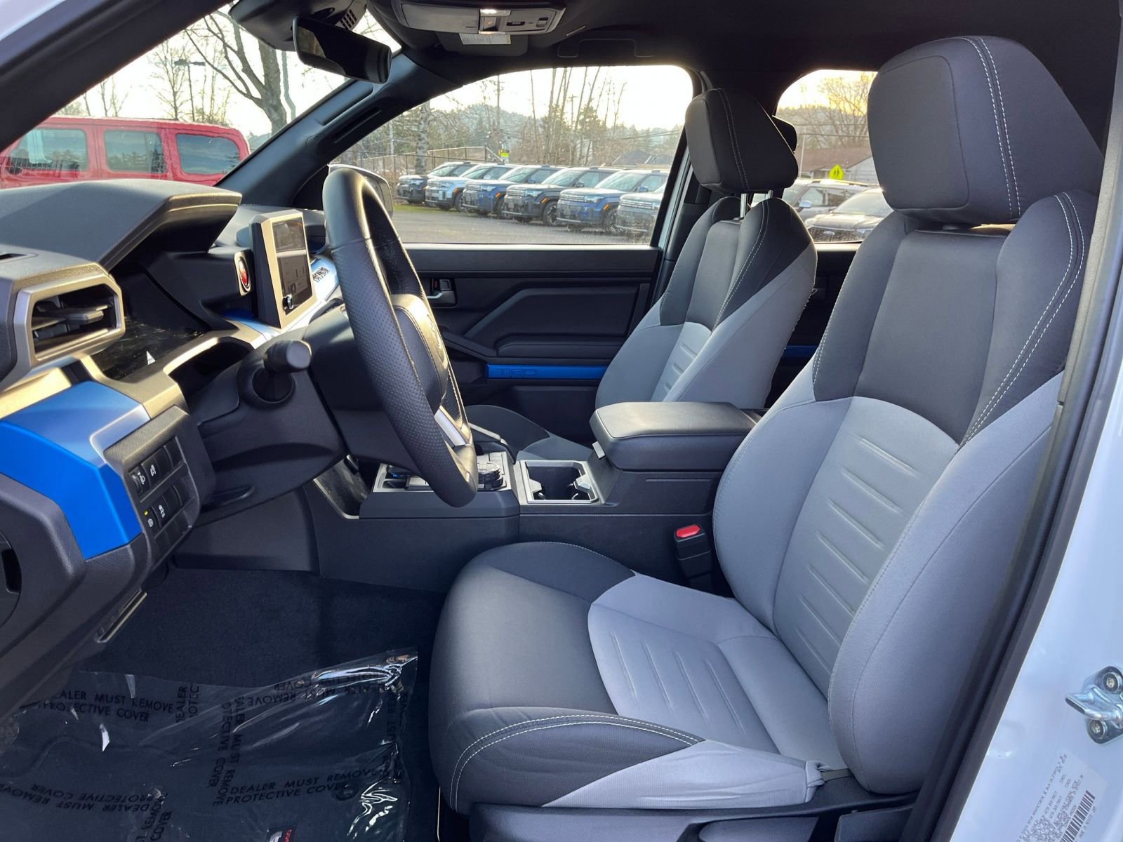 Used 2025 Toyota Tacoma TRD Off-Road image 37