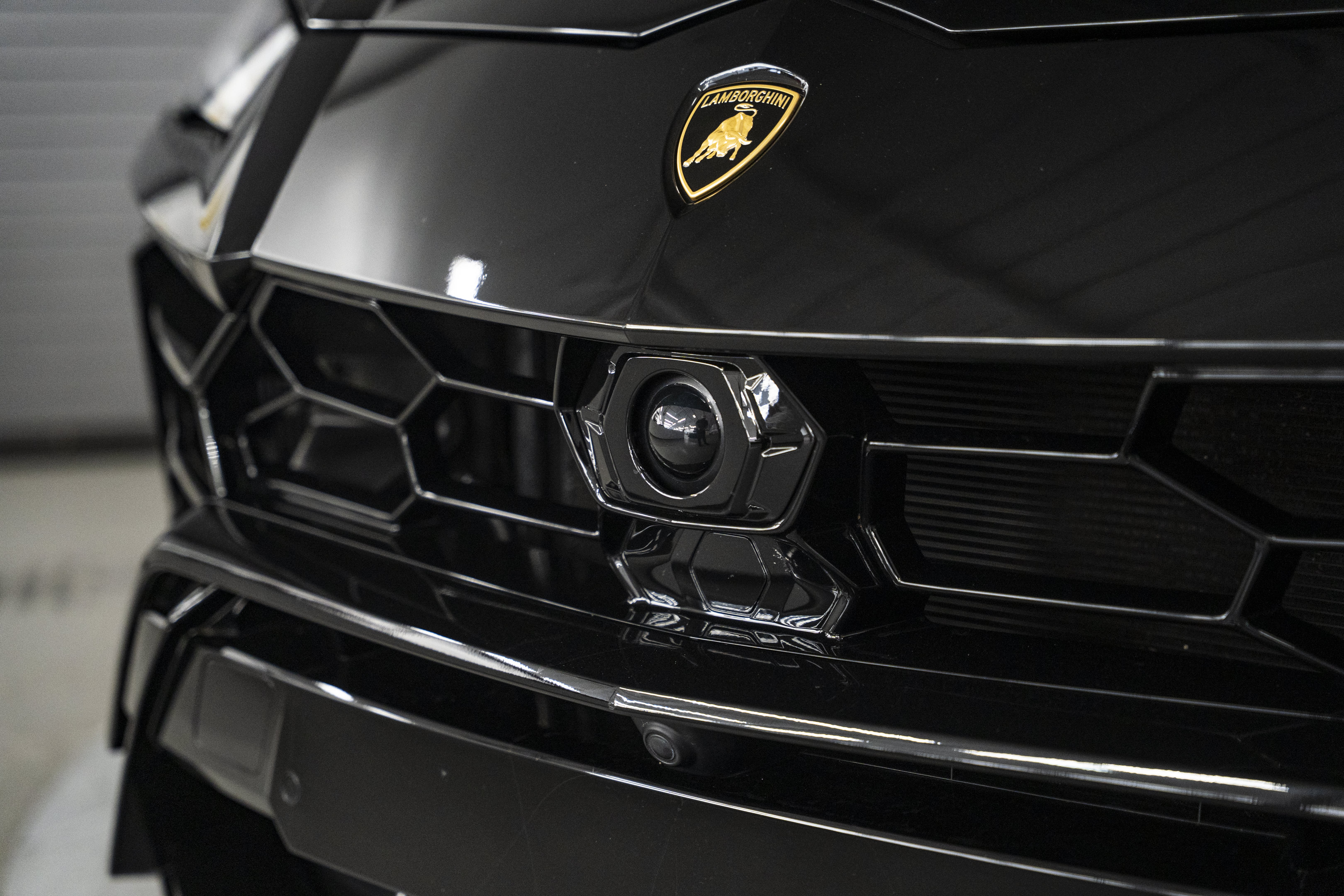 Used 2022 Lamborghini Urus AWD/4WD image 11