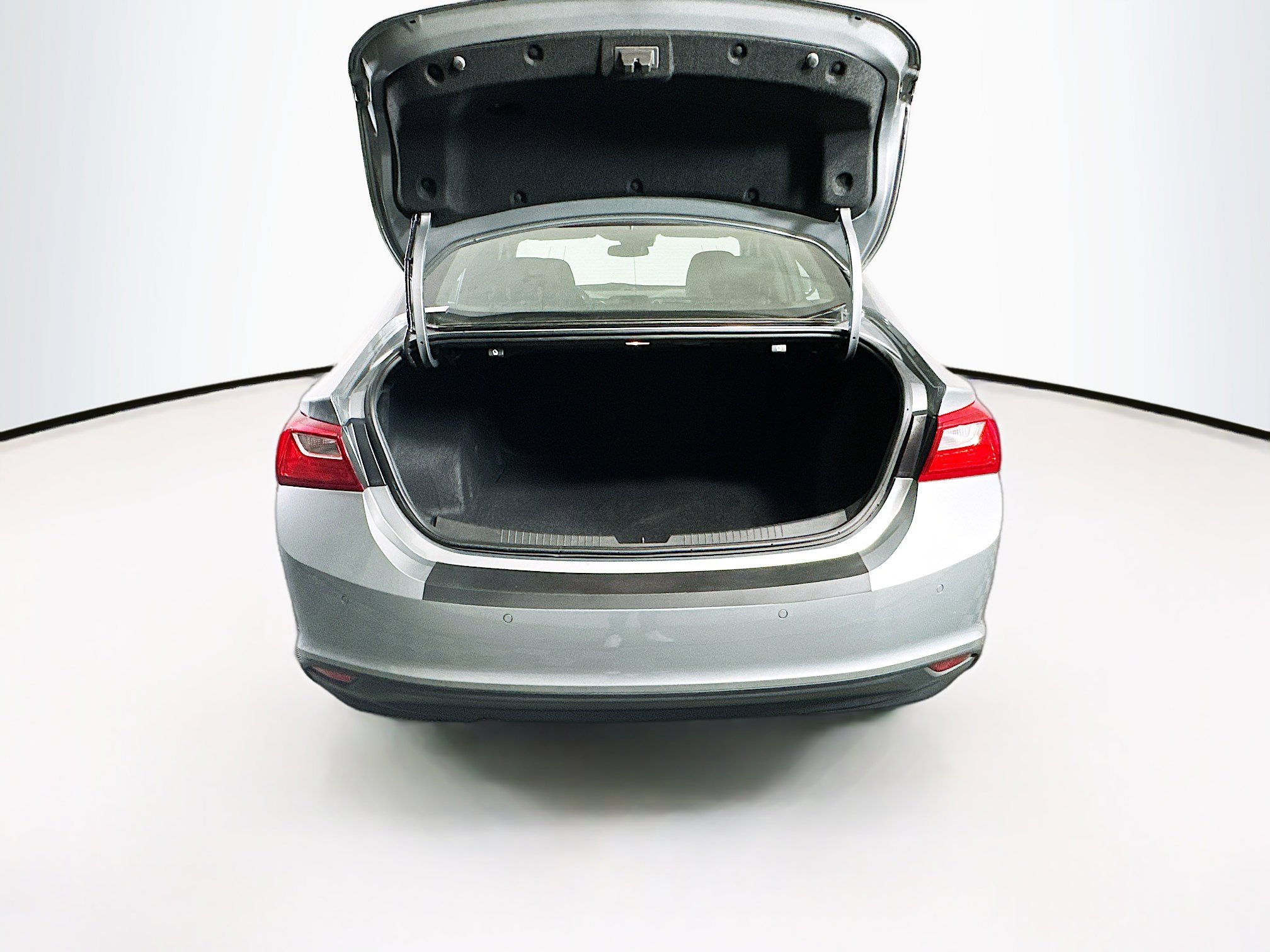Used 2024 Chevrolet Malibu LT image 29