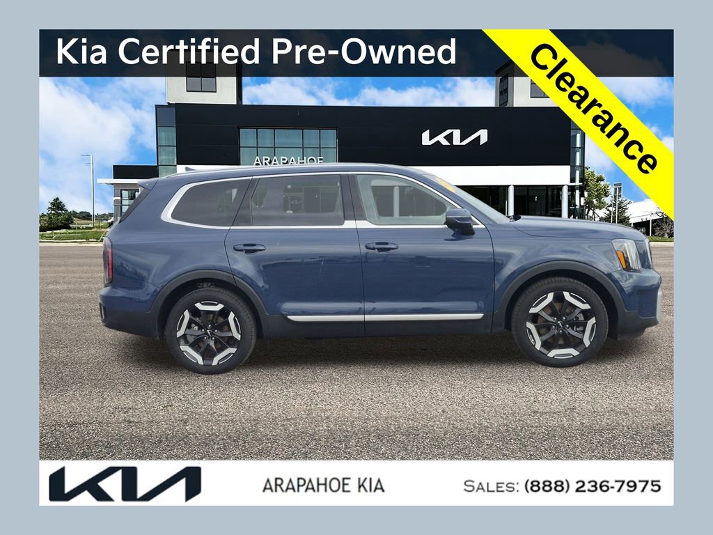 Certified 2025 Kia Telluride EX image 1
