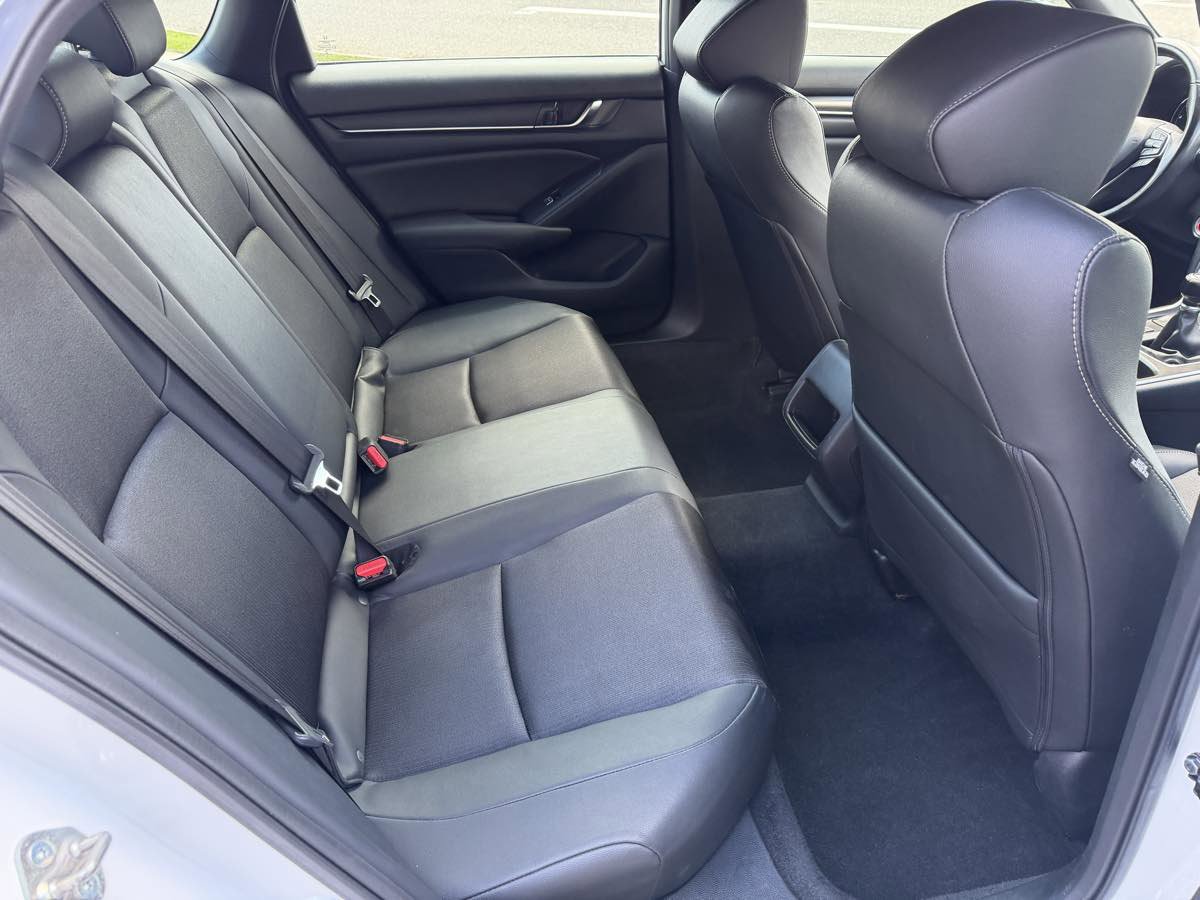 Used 2019 Honda Accord Sport image 17