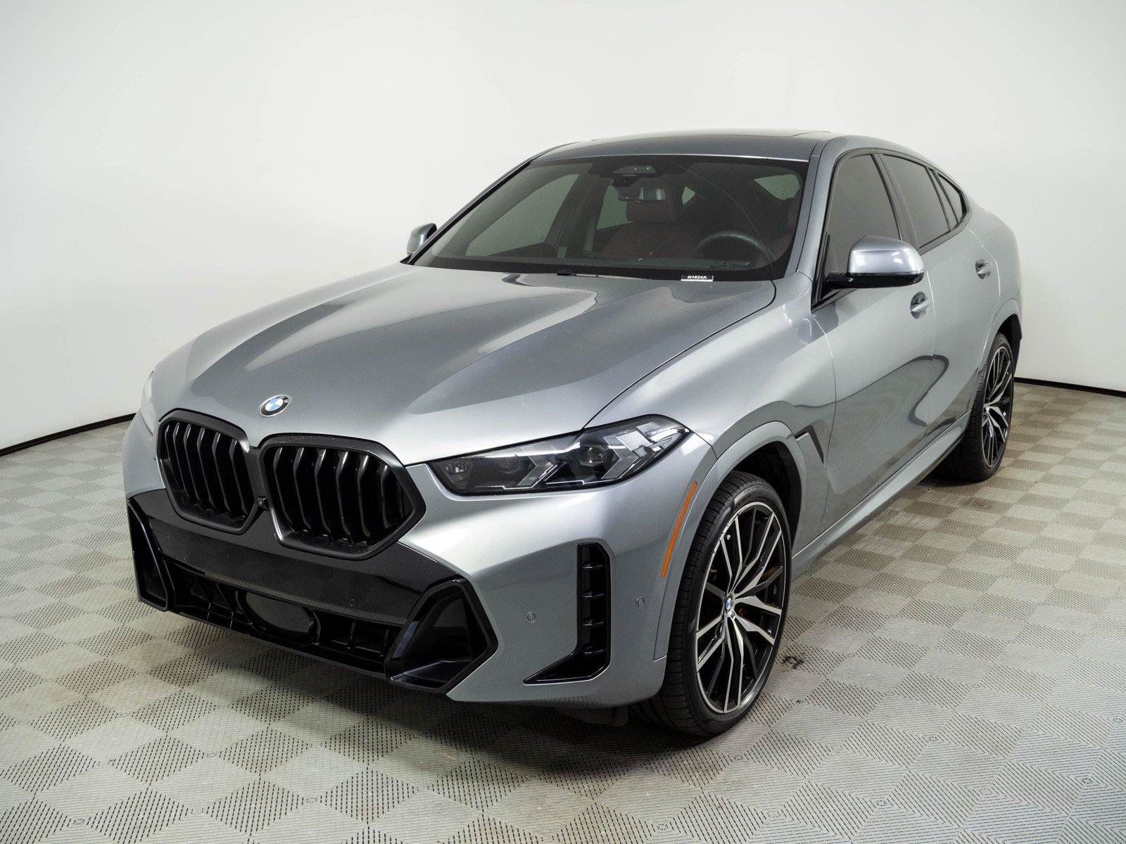 Used 2024 BMW X6 xDrive40i w/ Premium Package AWD/4WD image 1