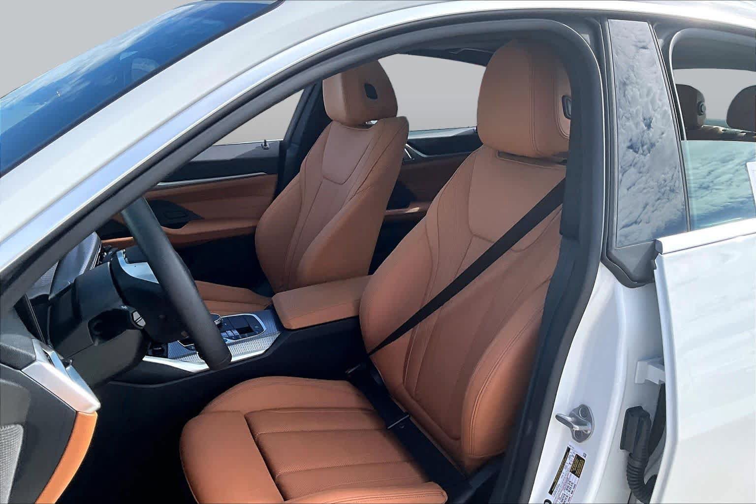 Used 2026 BMW i4 xDrive40i w/ Premium Package AWD/4WD image 6