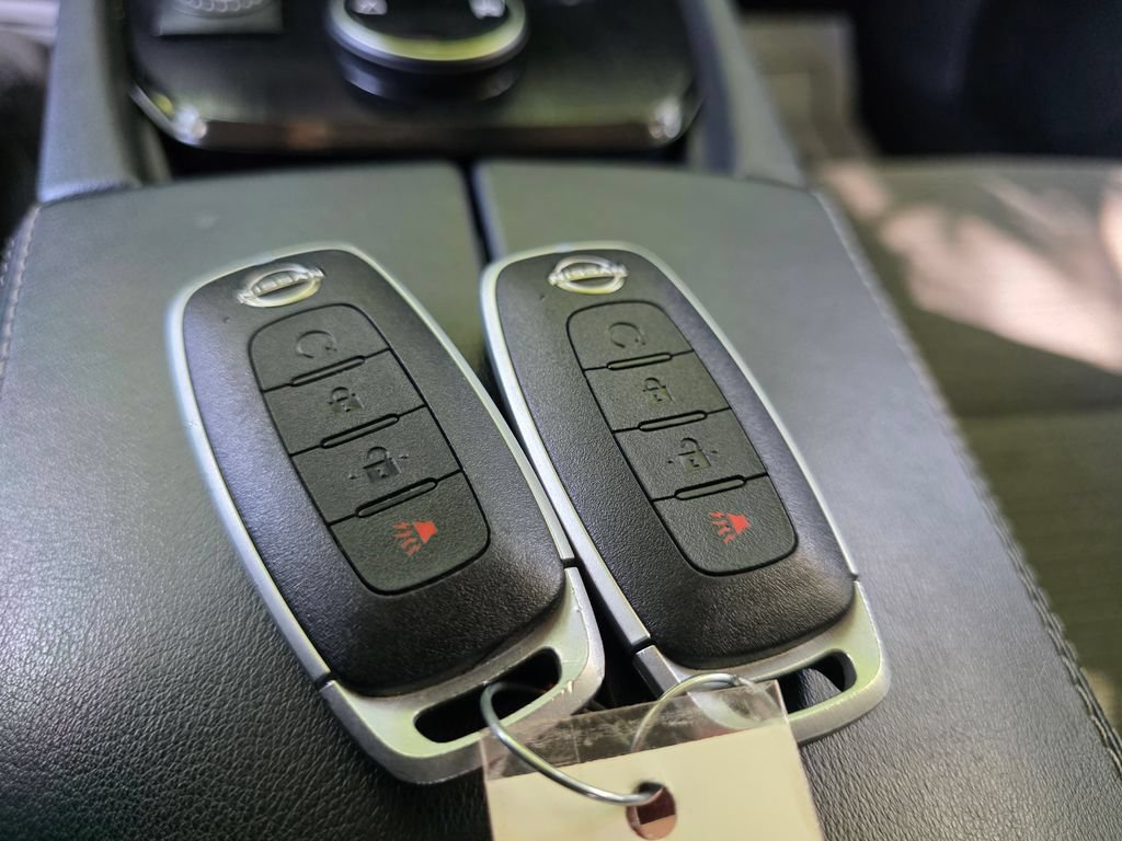 Used 2023 Nissan Rogue SV AWD/4WD image 25