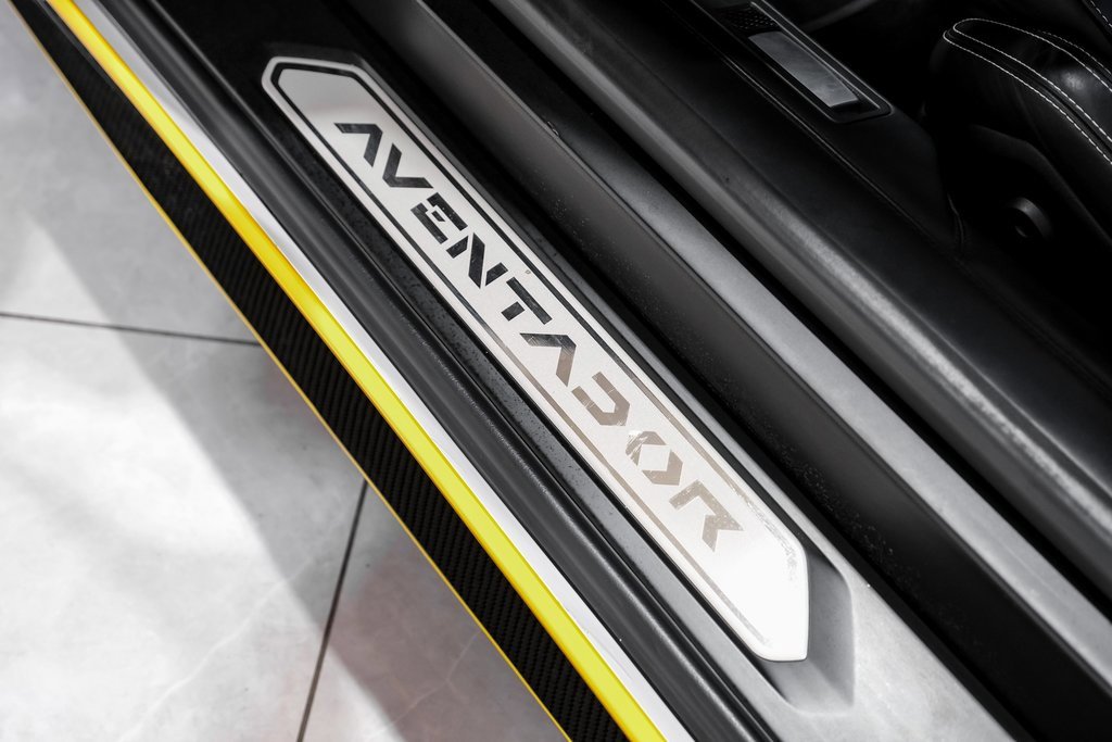 Used 2016 Lamborghini Aventador LP 700-4 image 33