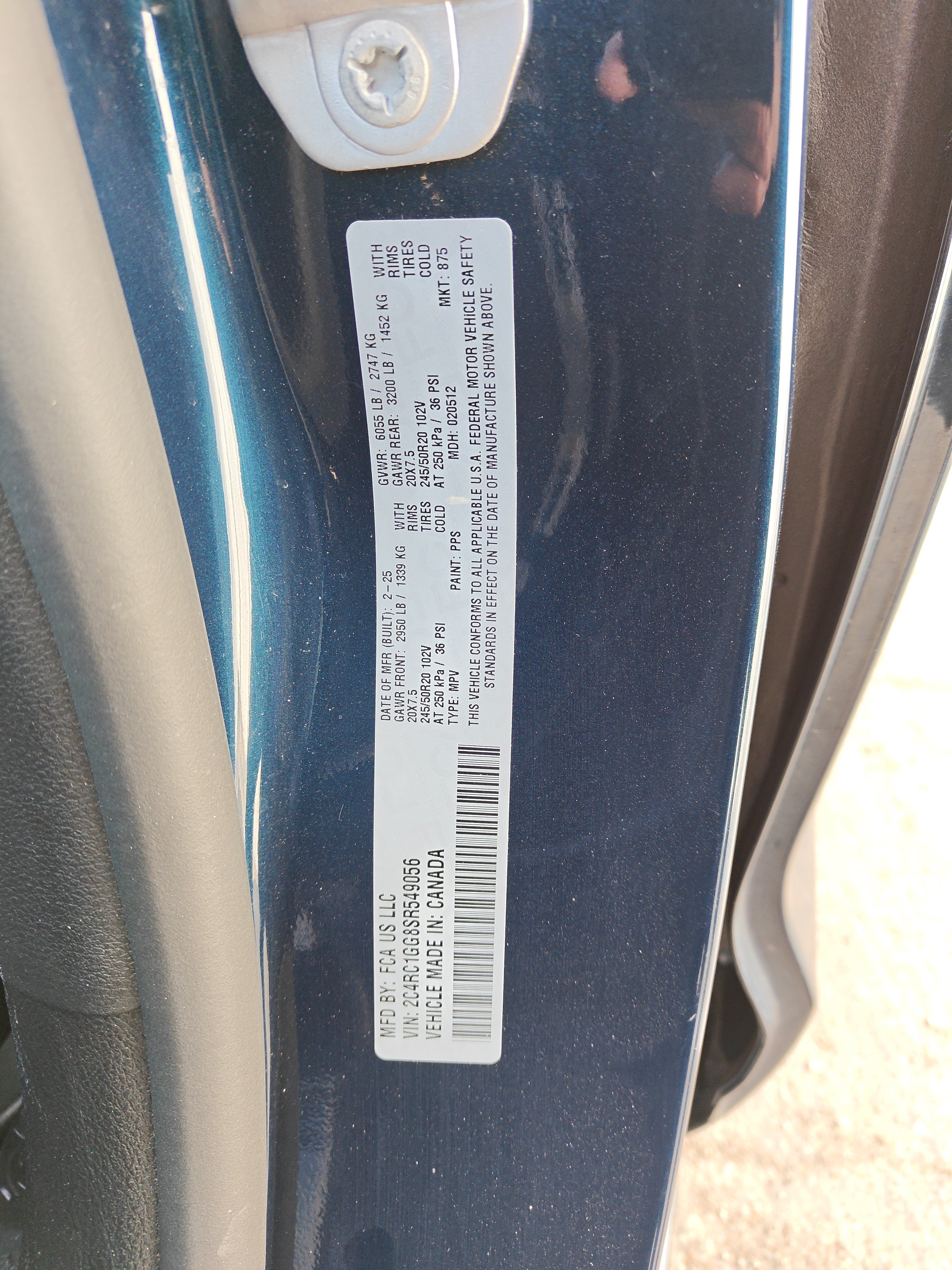 Used 2025 Chrysler Pacifica Limited FWD image 25