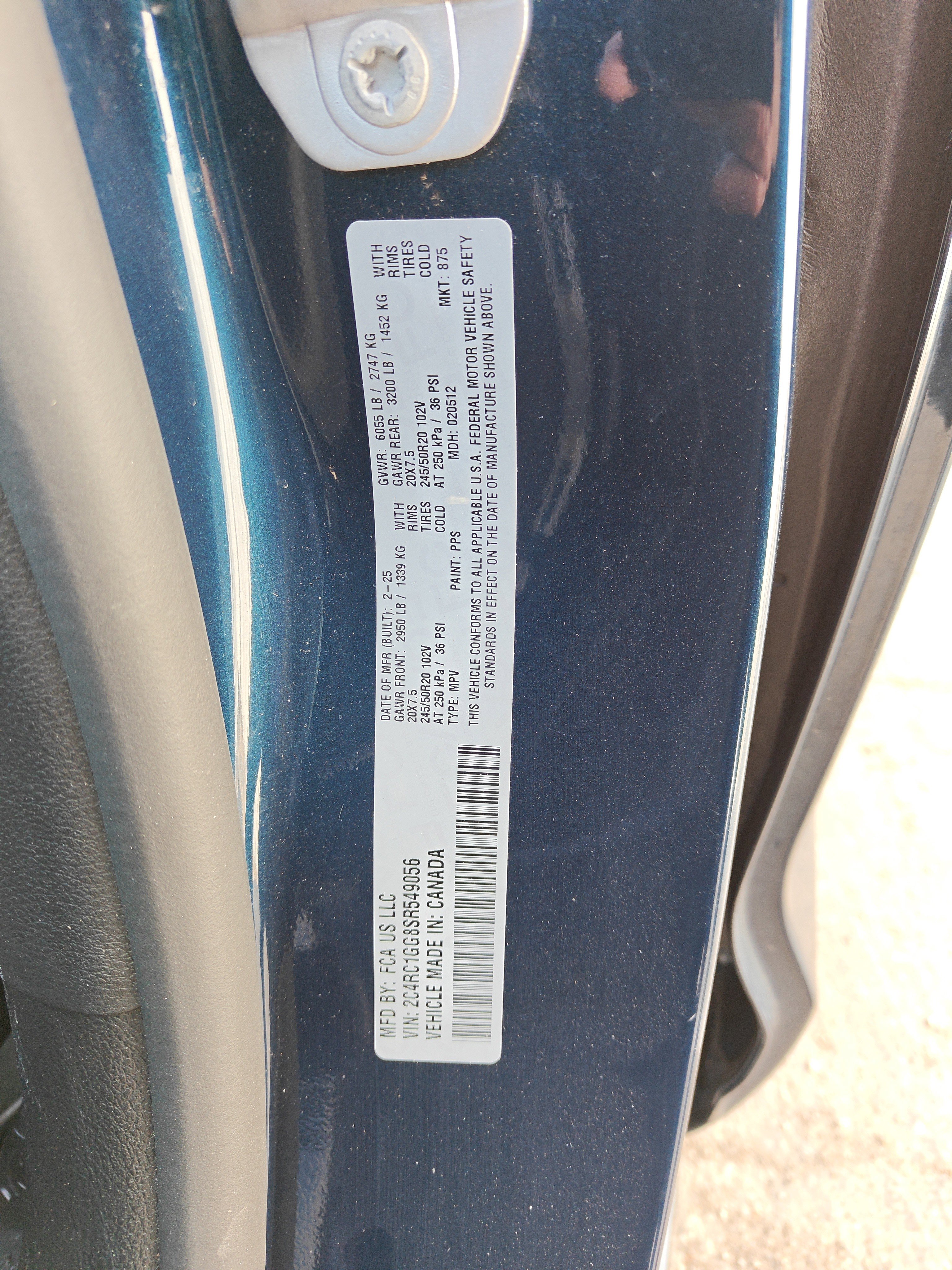 Used 2025 Chrysler Pacifica Limited FWD image 25