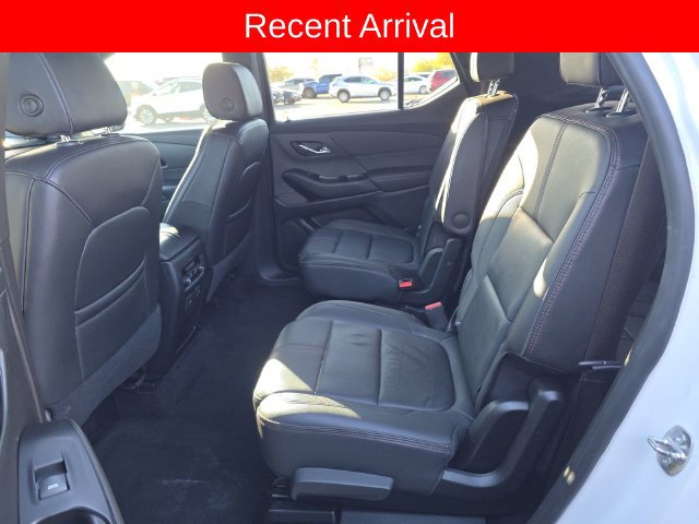 Used 2023 Chevrolet Traverse RS FWD image 11